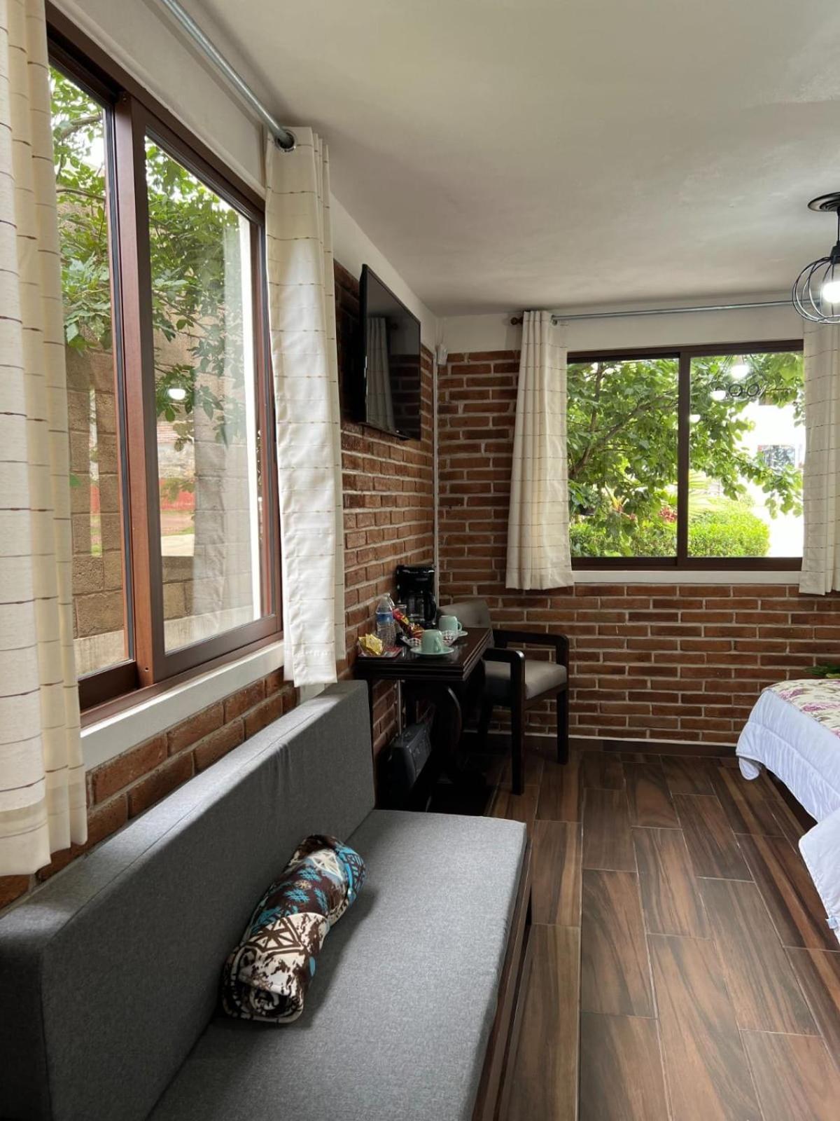 El Descanso Casa-Hotel Zacatlan. 部屋 写真
